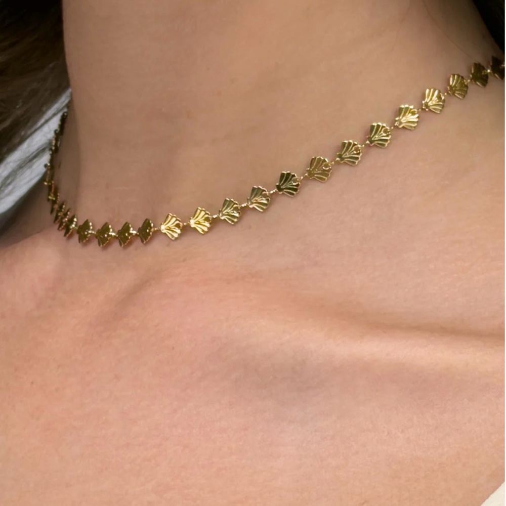 Oshena designer beachwear dainty‎ seashell Isla choker